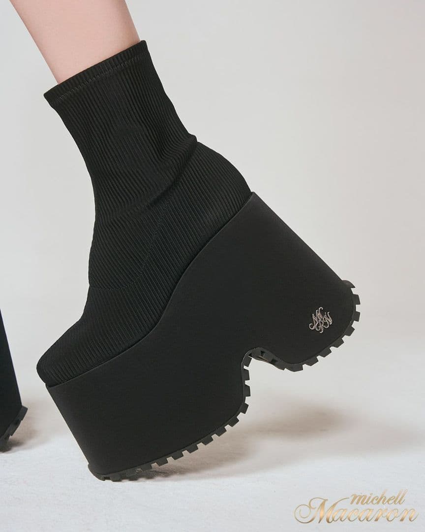美品☆michell Macaron 14.5cm最強盛れブーツ 25aw XS