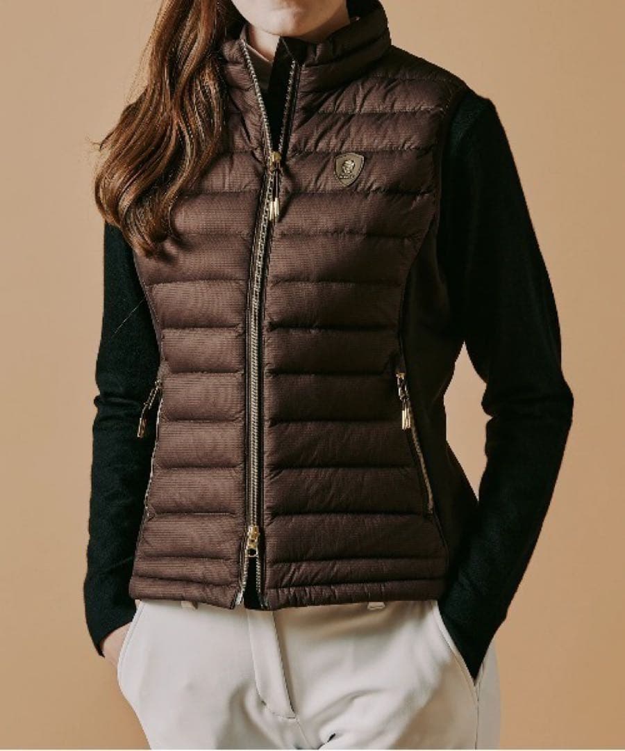 [美品] フェリージFelisi ダウンベスト レディース