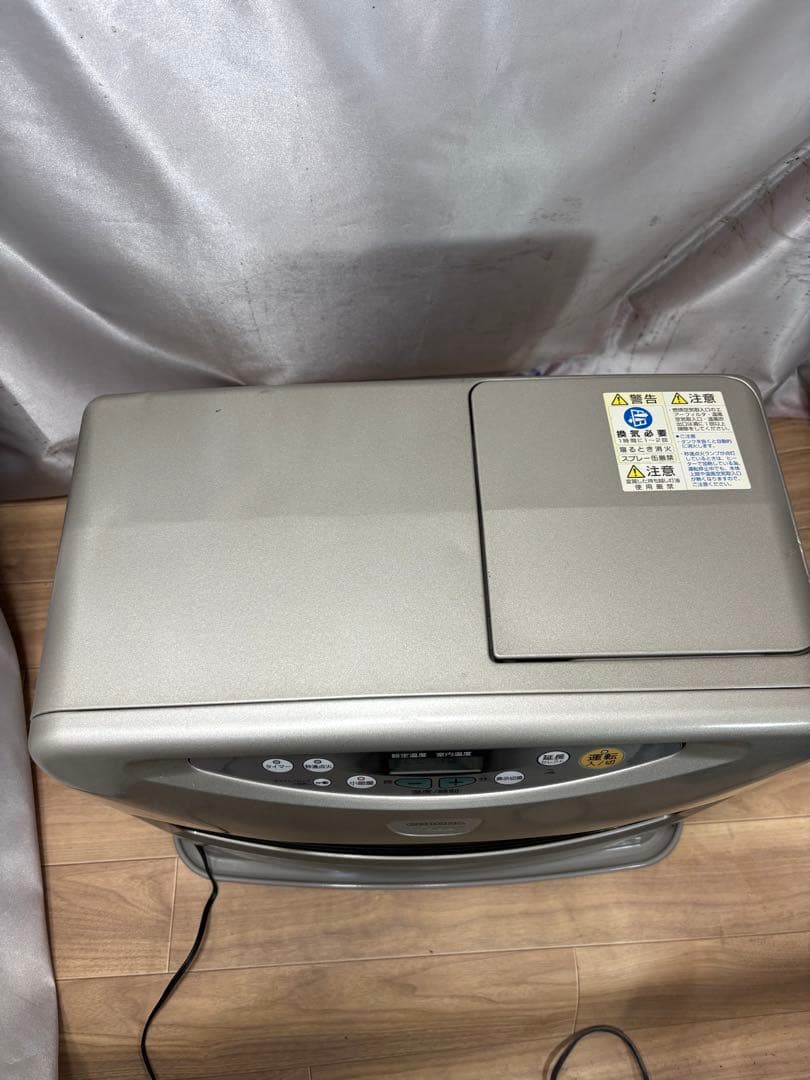 菅083 整備済　美品　ハイパワー　コロナファンヒーター　〜20畳