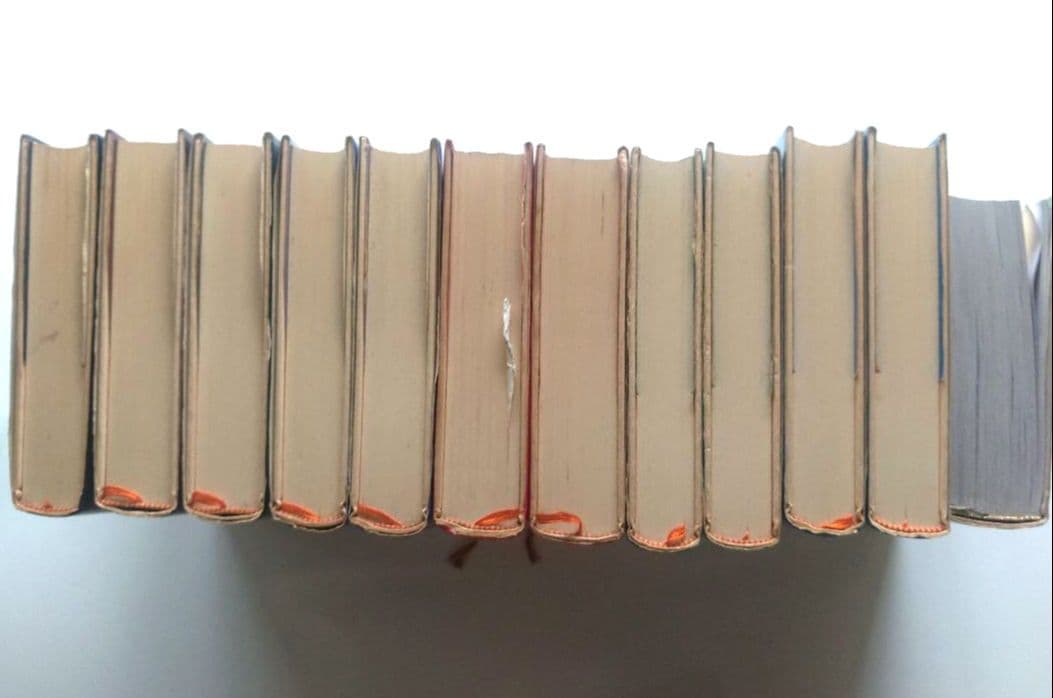 ハリーポッターまとめ売り。本、dvd、ノート、メモ、バッジ他 全巻セット