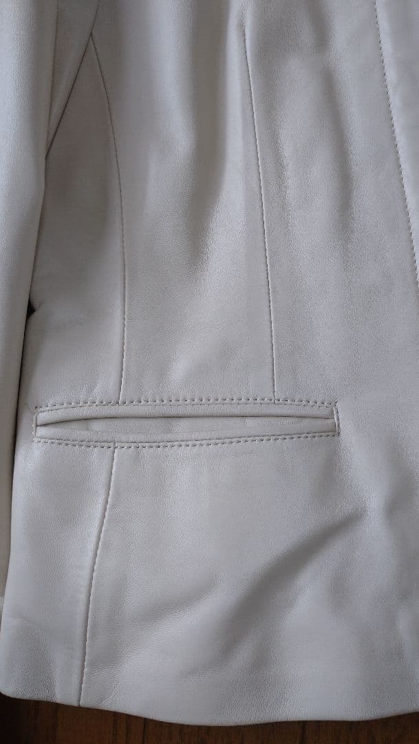 BALMAIN PARIS 羊革 白系 ジャケット ライダース