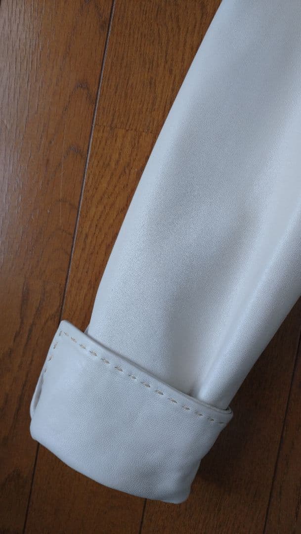 BALMAIN PARIS 羊革 白系 ジャケット ライダース