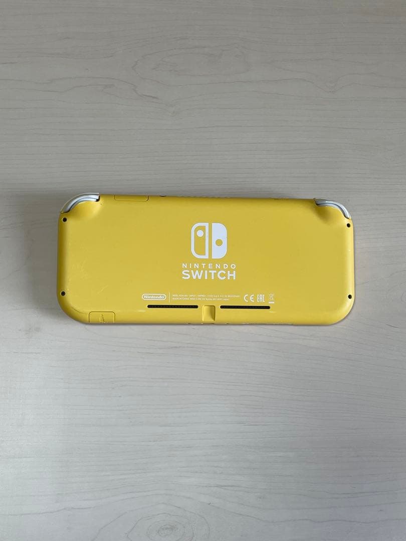 Nintendo Switch Lite イエロー　本体のみ