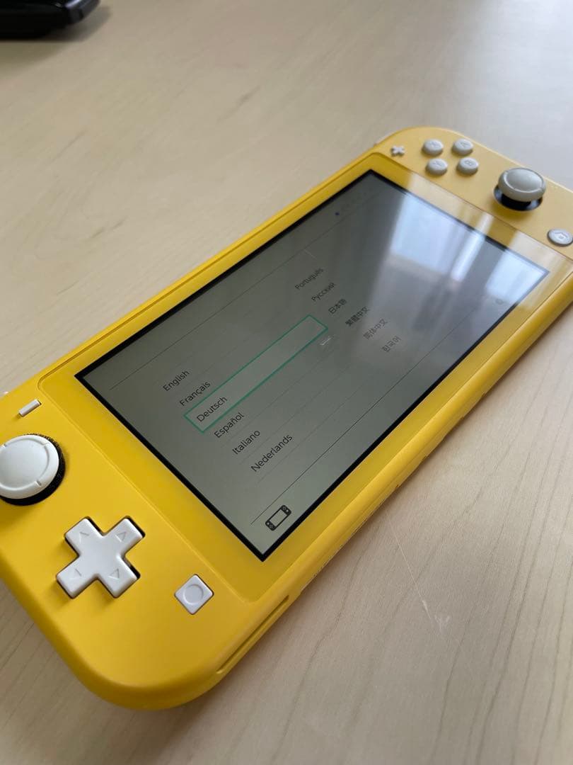 Nintendo Switch Lite イエロー　本体のみ