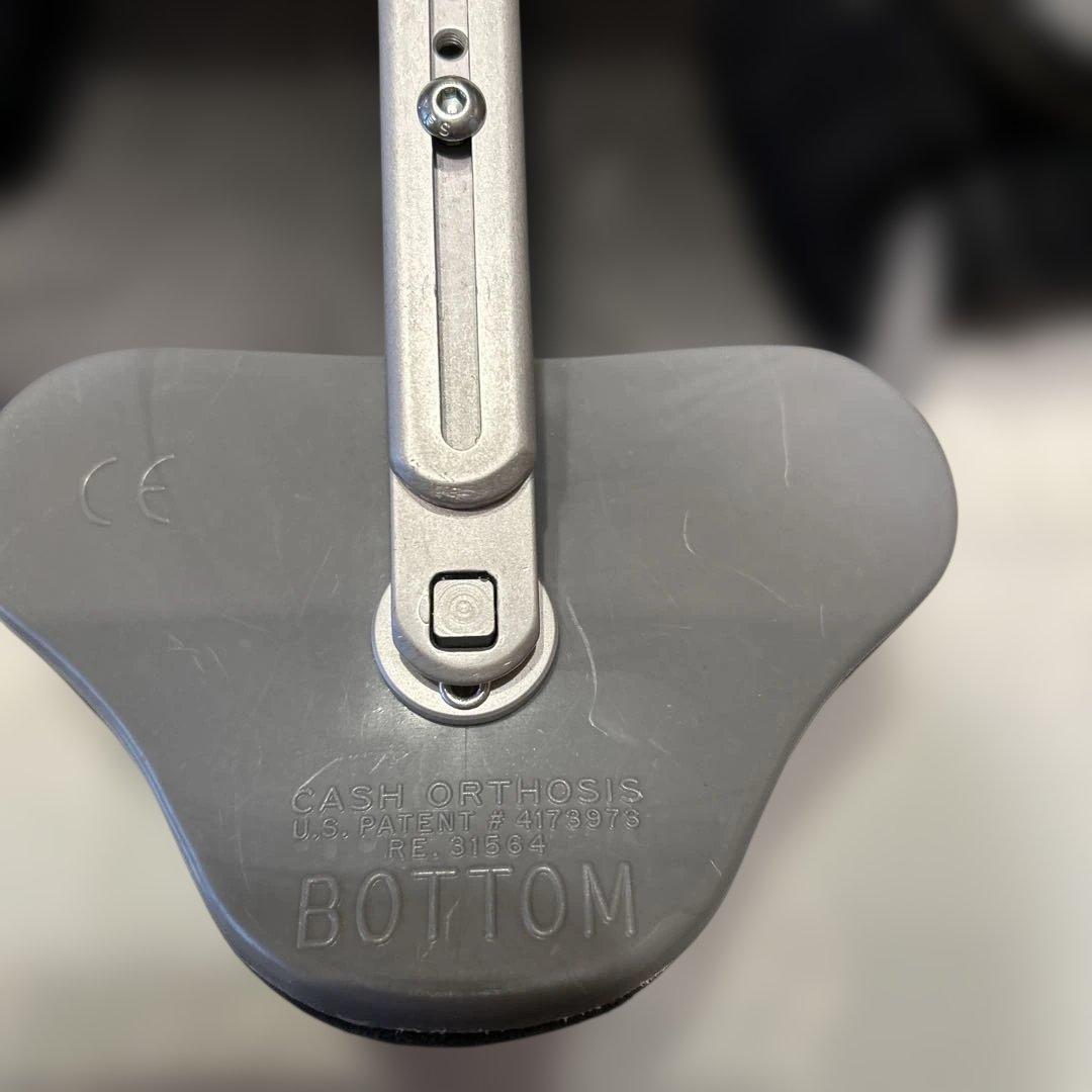 医療用装具　医療用コルセット　腰痛