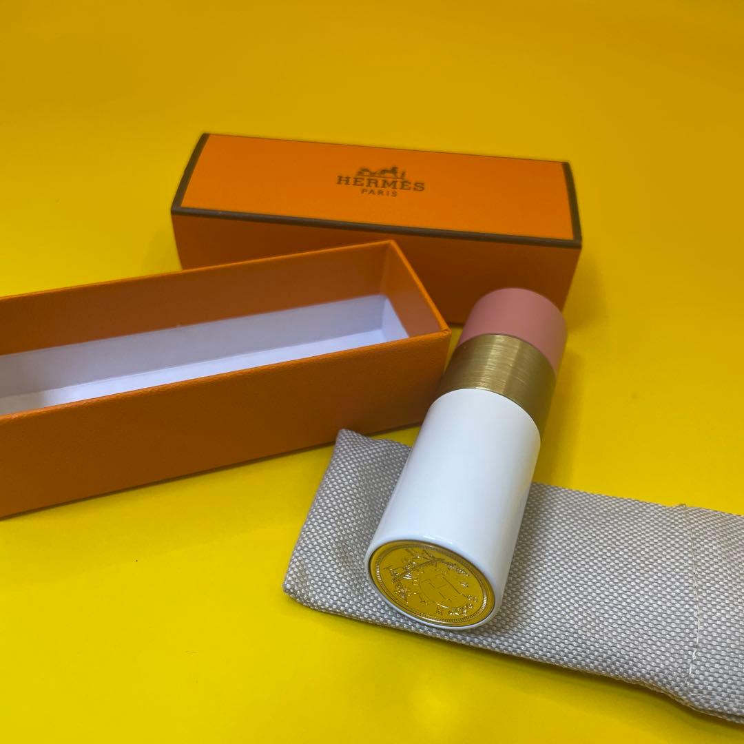 ローズ・タン　ティンティッドリップバーム　HERMES