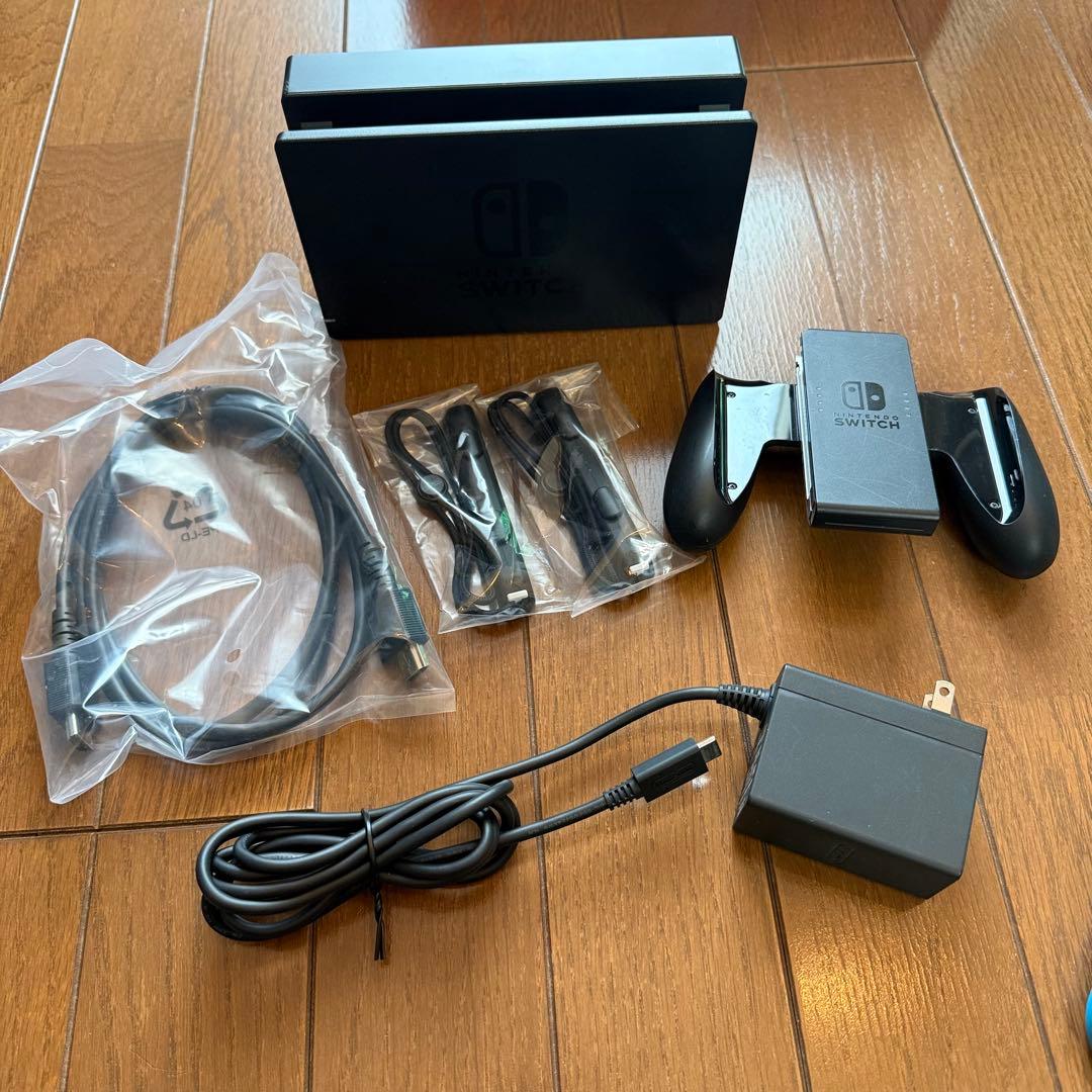 Nintendo Switch 本体一式＋純正ケース付 動作確認済