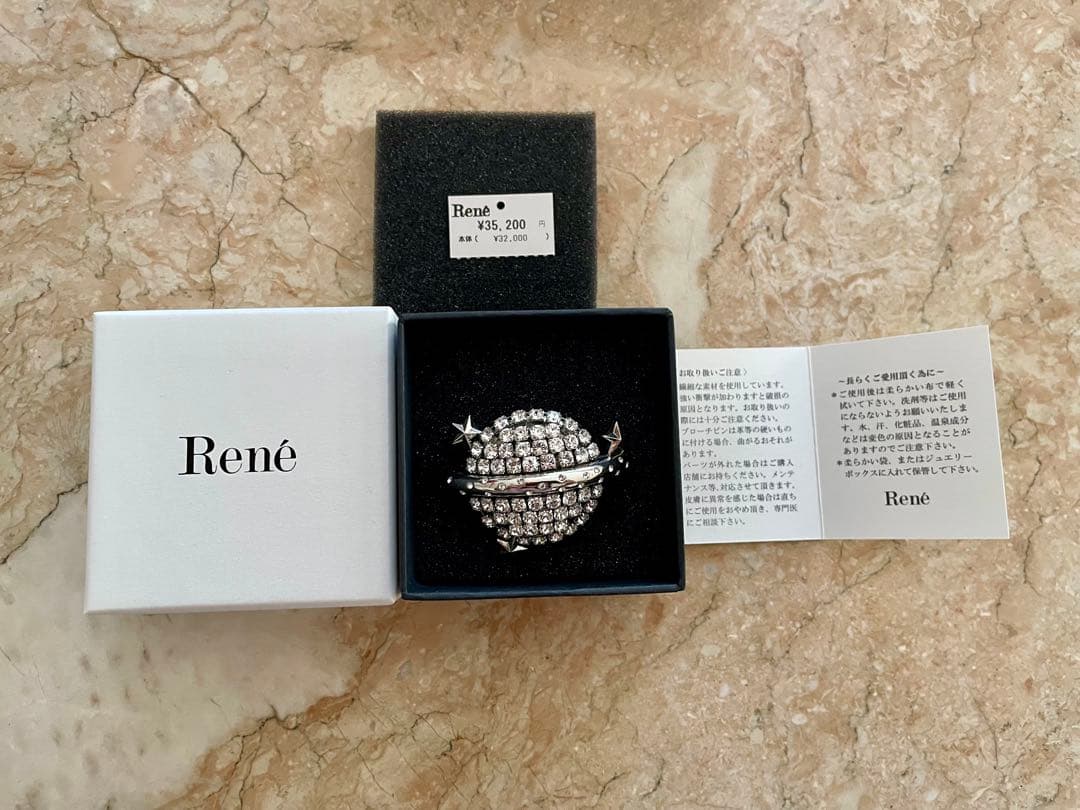 Rene ルネ ブローチ 新品未使用品
