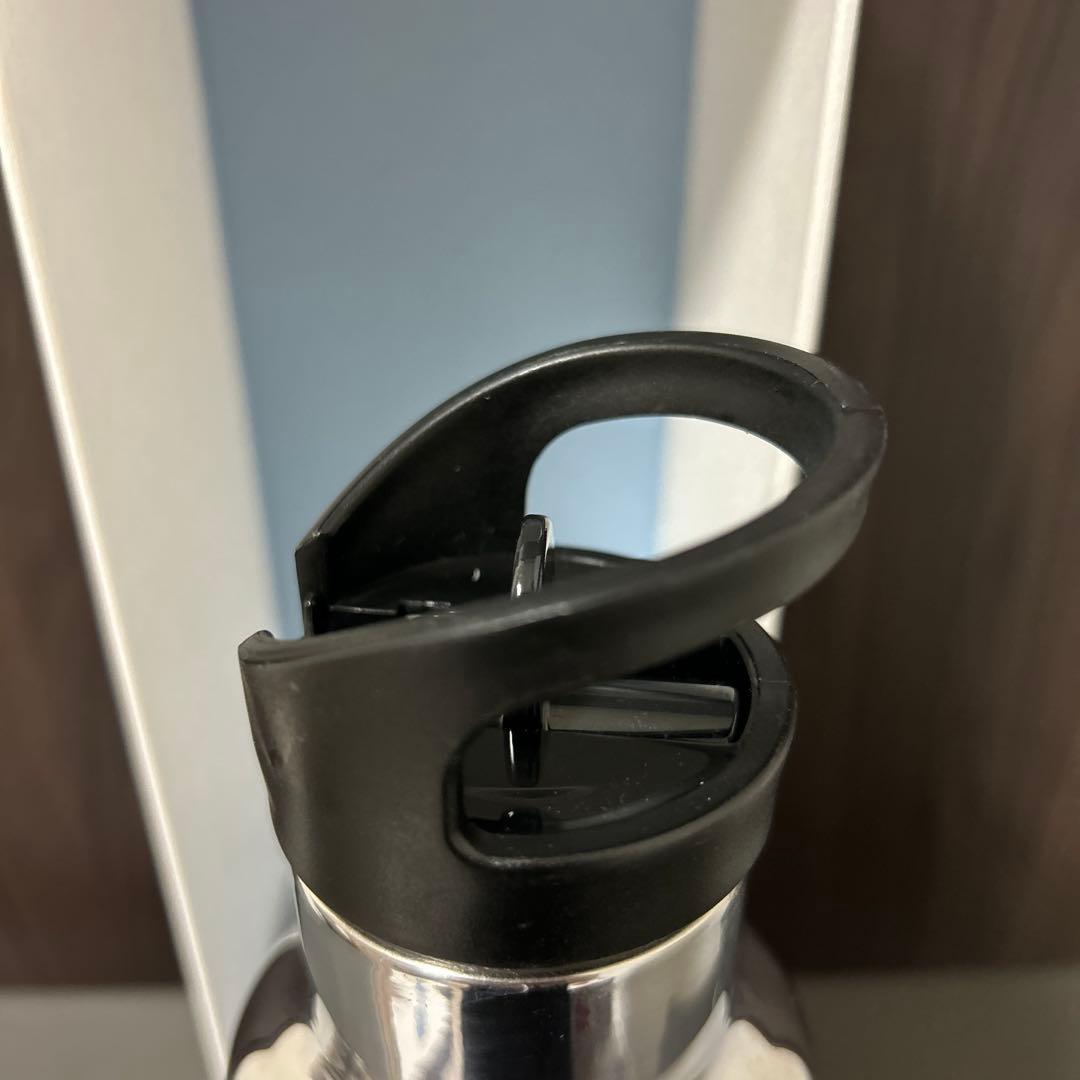 d*3様 PRADA ステンレスマグボトル