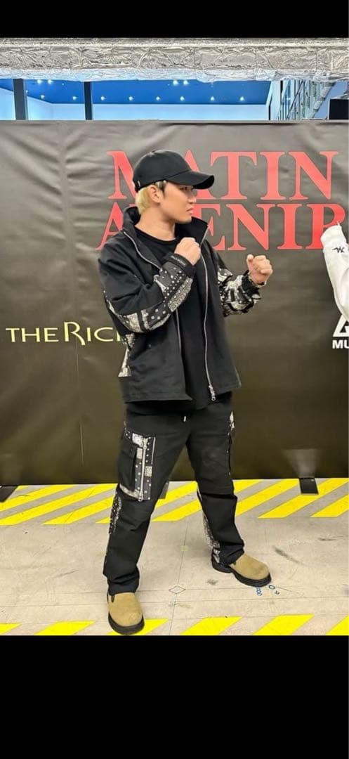 always out of stock ペイズリーパンツ　朝倉未来着用