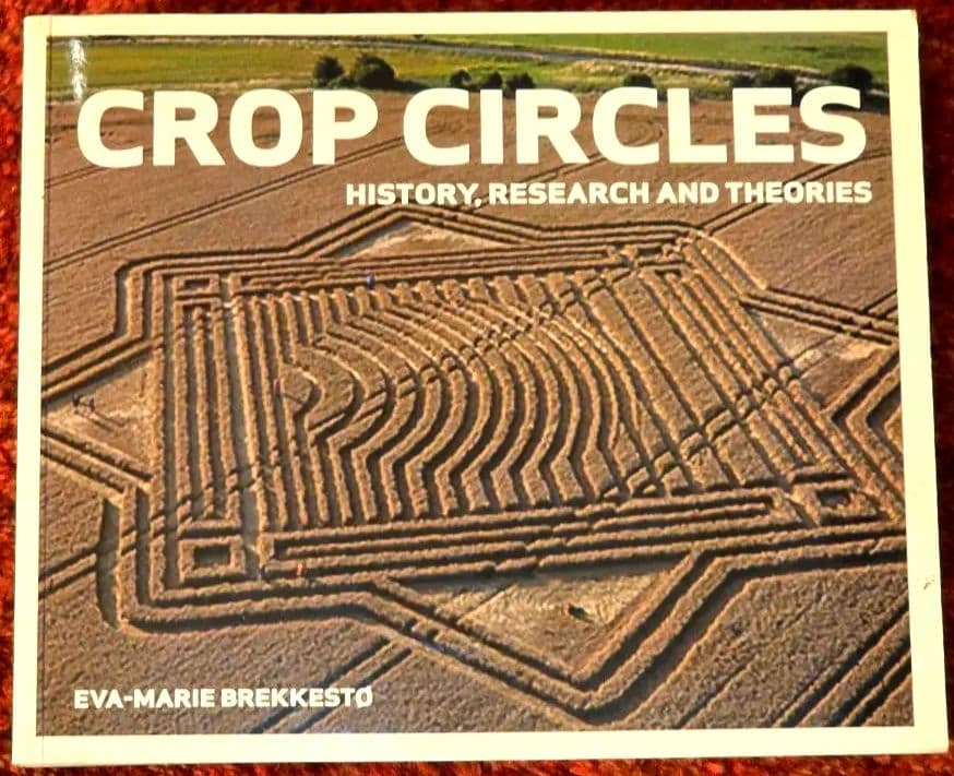CROP CIRCLES ミステリーと神聖幾何学の世界 図説書