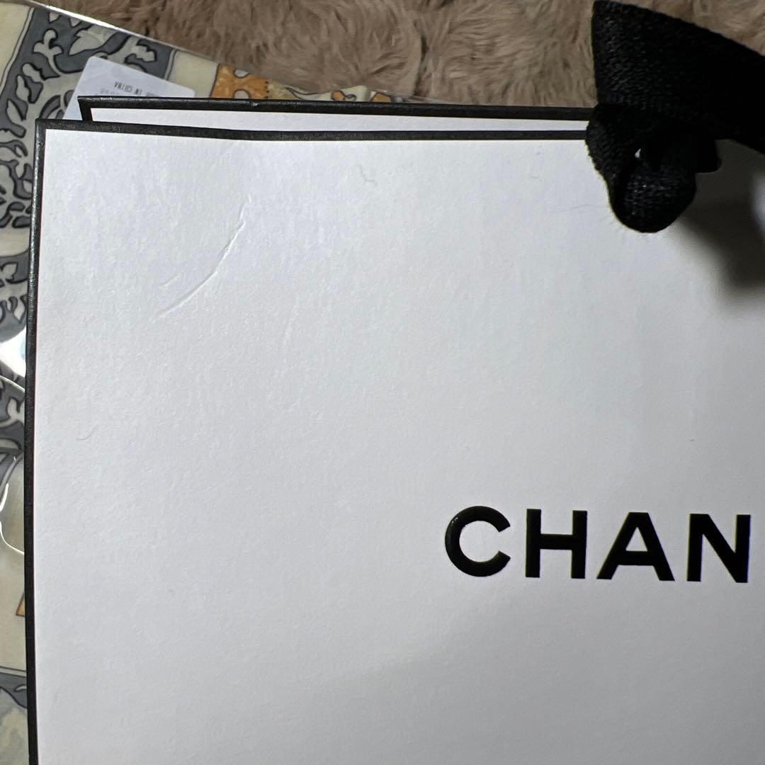 新品　CHANELシャネル レベージュパレットルガール　ウォーム　スカーフ付き