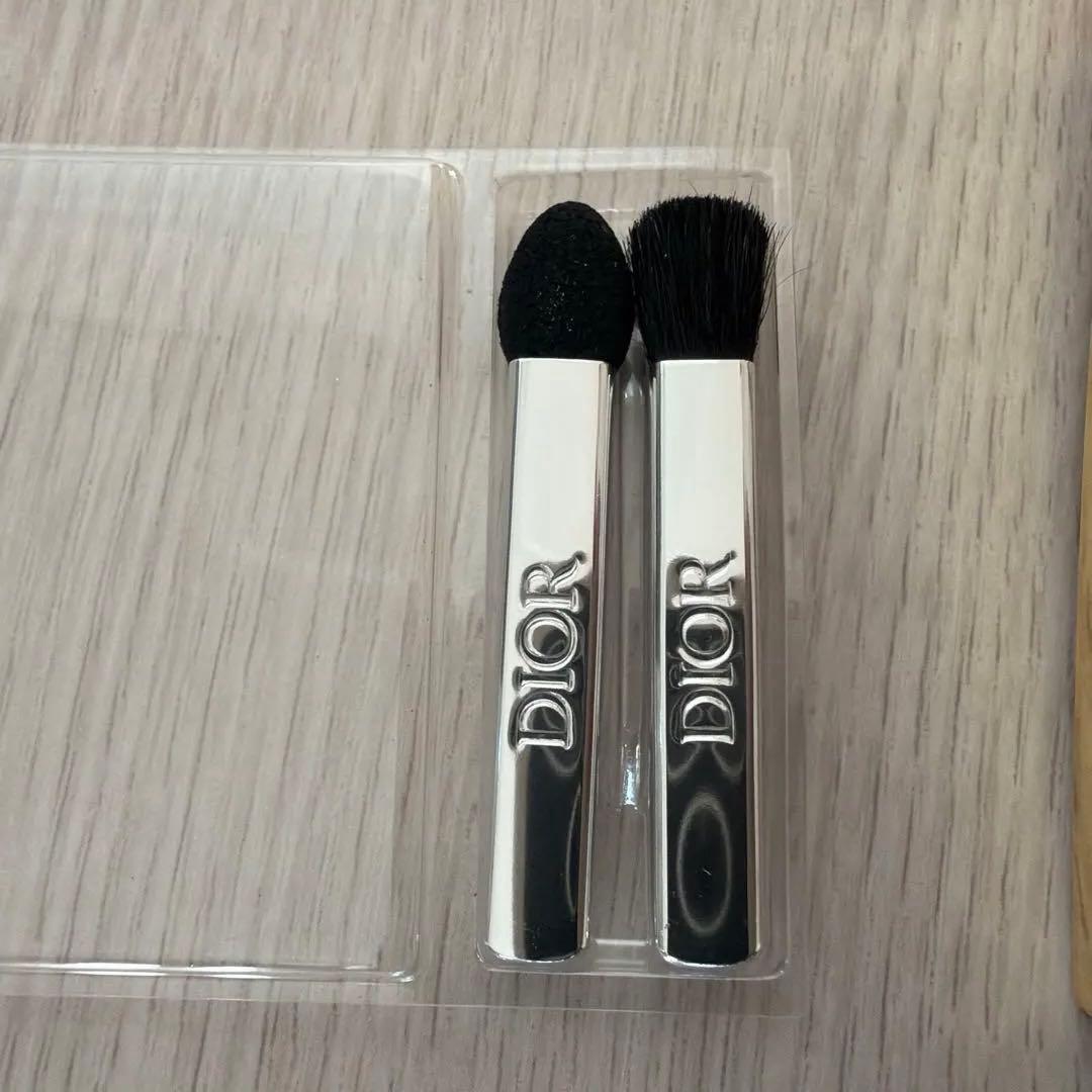 ディオール 2025ホリデー限定品 アイシャドウ パレット912パープル