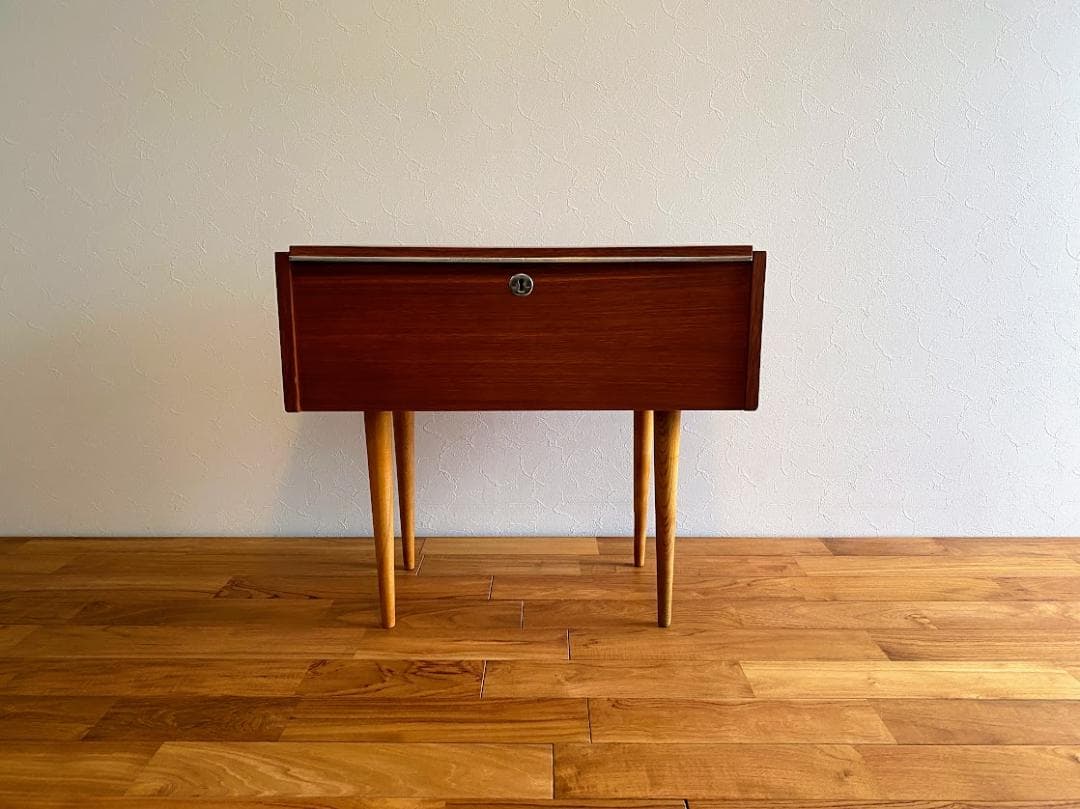 1960-70s ヴィンテージ サイドテーブル ボックス キー付 仕上済