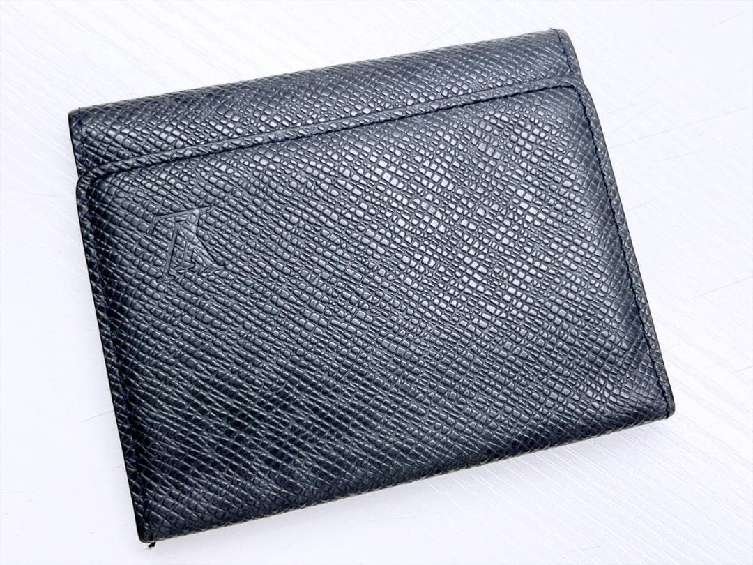 ルイヴィトン　タイガ　カルトドゥ　ヴィジット　名刺入れ　M30922