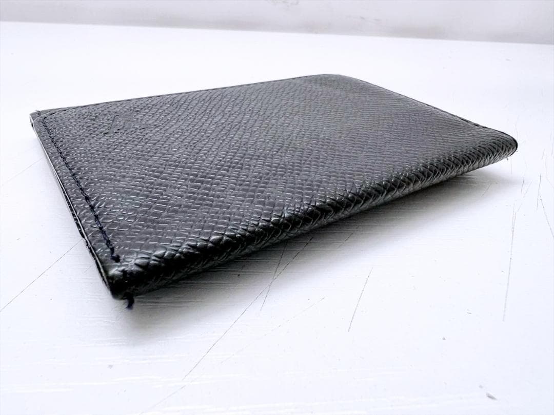 ルイヴィトン　タイガ　カルトドゥ　ヴィジット　名刺入れ　M30922