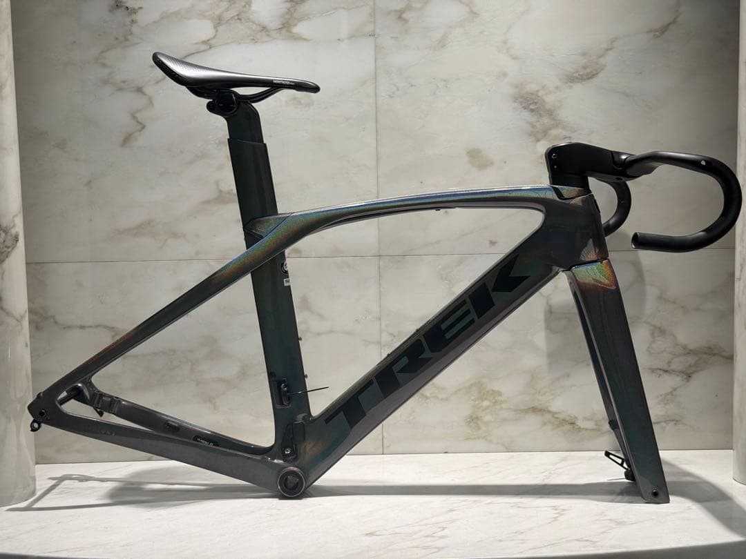 TREK MADONE SLR GEN6 フレームセット