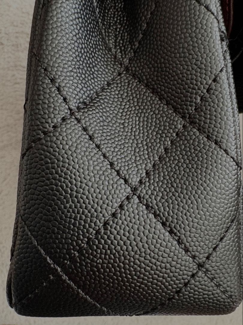 CHANEL ノベルティ マトラッセ キャビアスキン