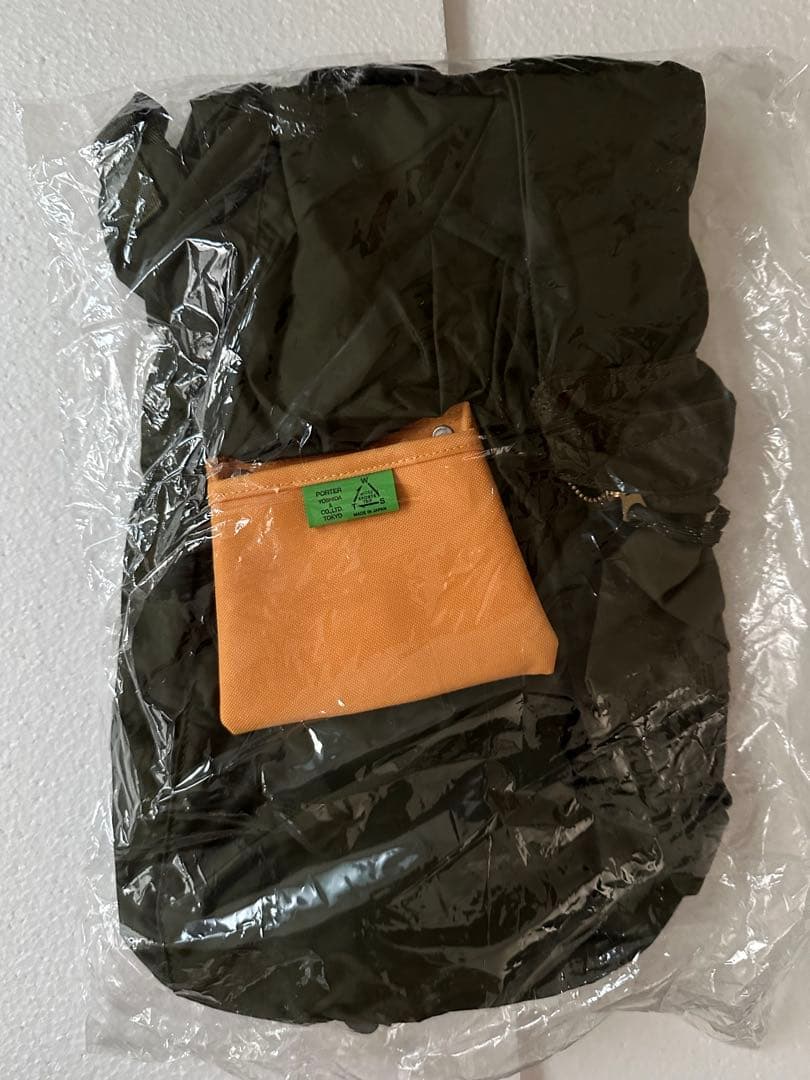 k*i様 新品未開封 BEAMS PORTERオリーブ色 Sサイズ リュック・バ