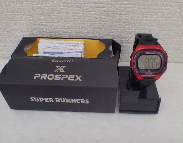 SEIKO PROSPEX 　スーパーランナーズ　 レッド/ブラック