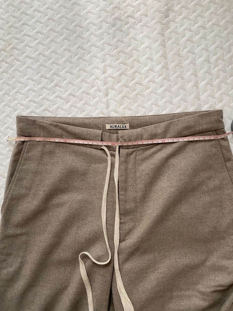 オーラリー　スラックス　パンツ