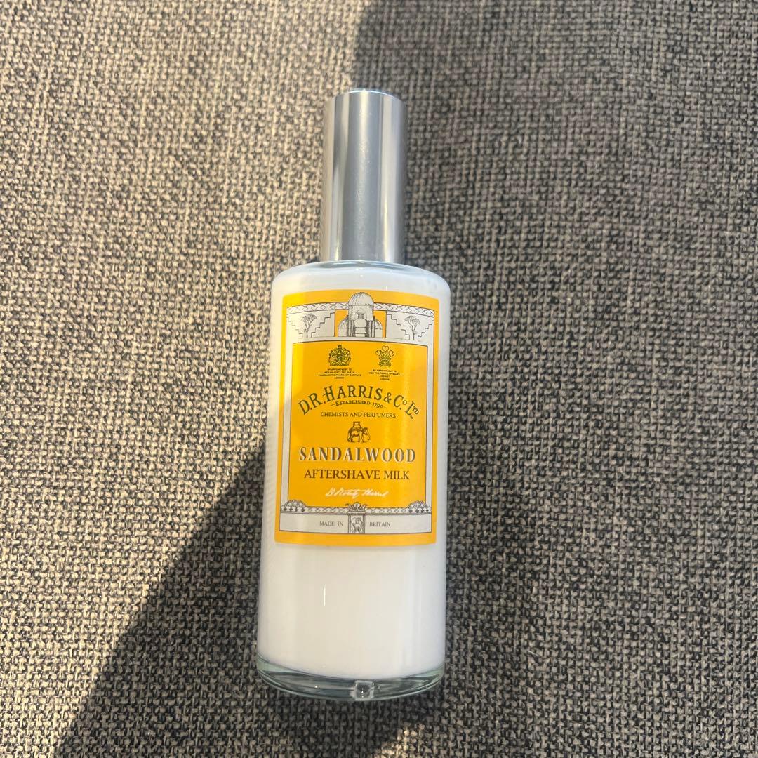 DR HARRIS & CO. サンダルウッド　ミルク　クリーム