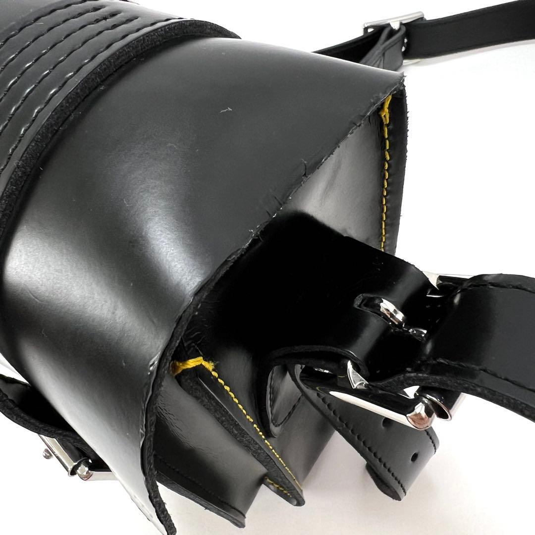 ドクターマーチン　ショルダーバッグ　レザー　サッチェルバッグ　クロスボディ