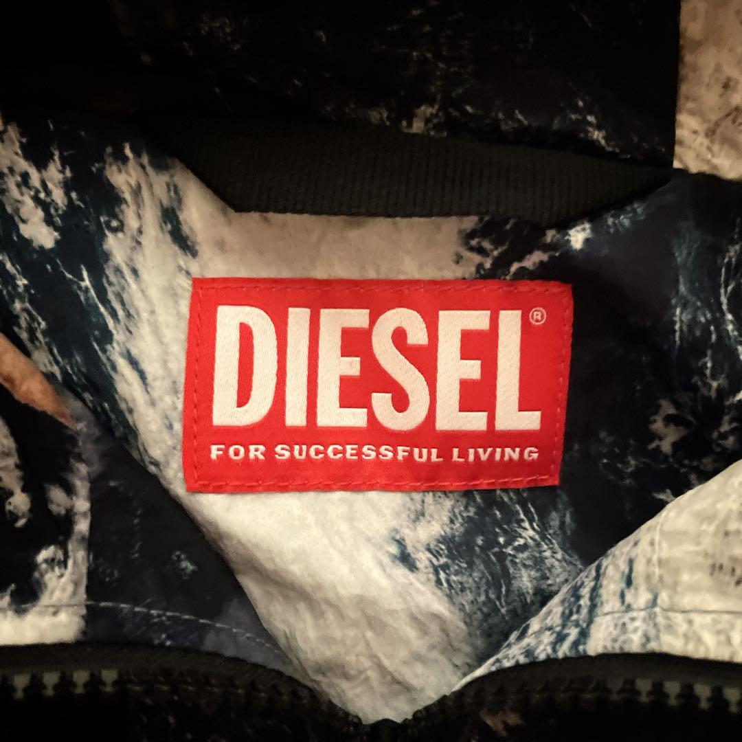 未使用級☆ディーゼル☆ J-WARRETT PRINT☆ナイロンジャケット☆46