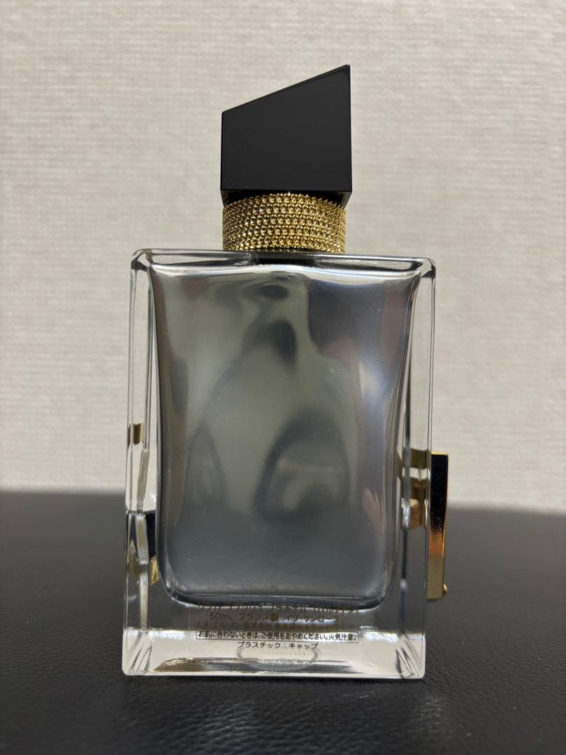 イヴサンローラン リブレ ラプソリュ プラチナム パルファム 50ミリ