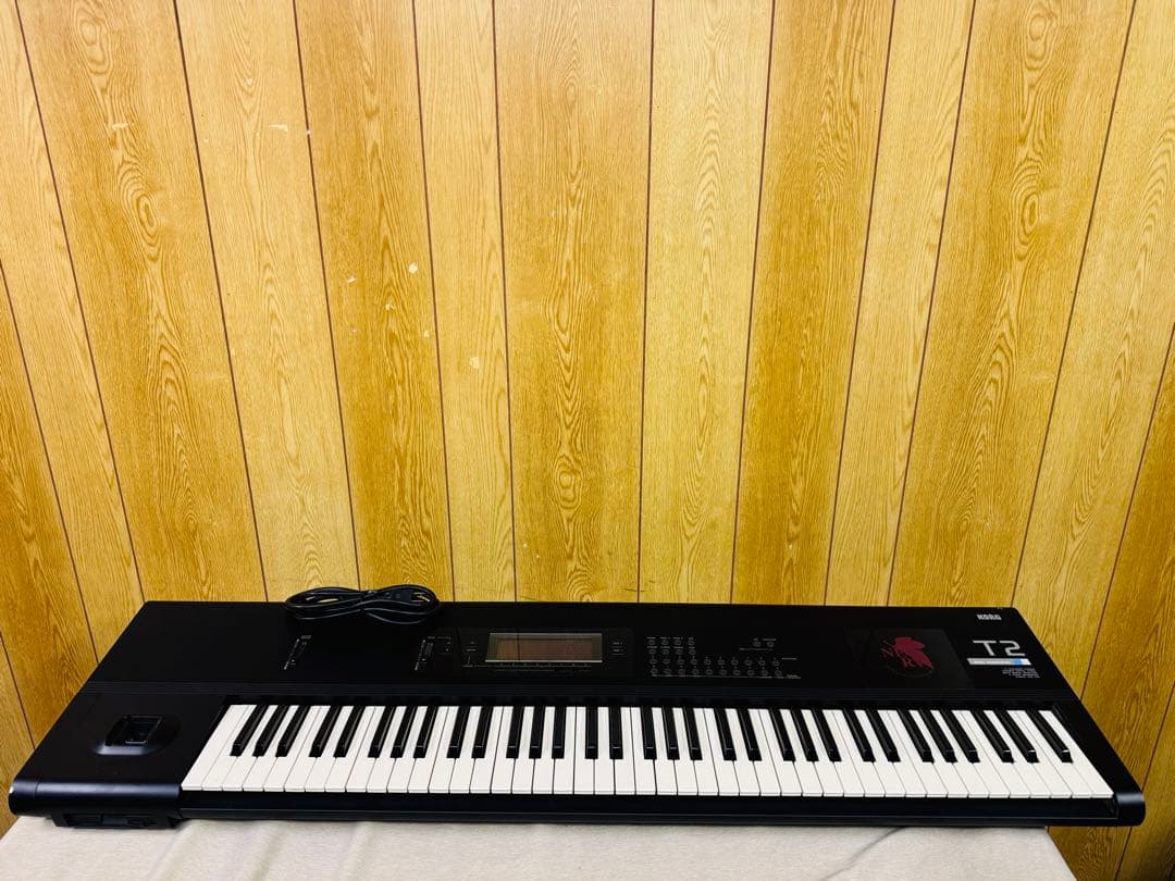 KORG T2 ミュージックワークステーション シンセサイザー コルグ