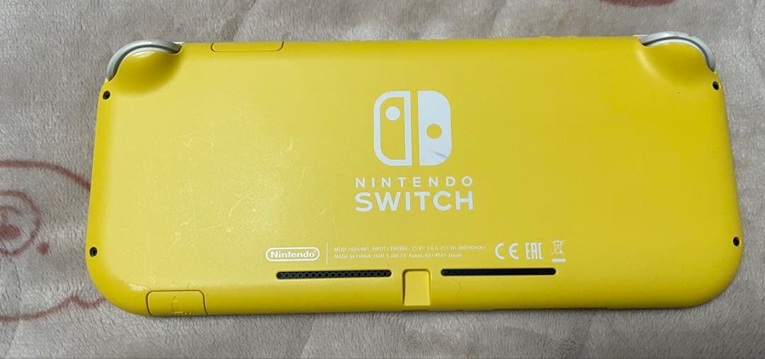 Nintendo Switch Lite イエロー本体【箱&充電器なし】
