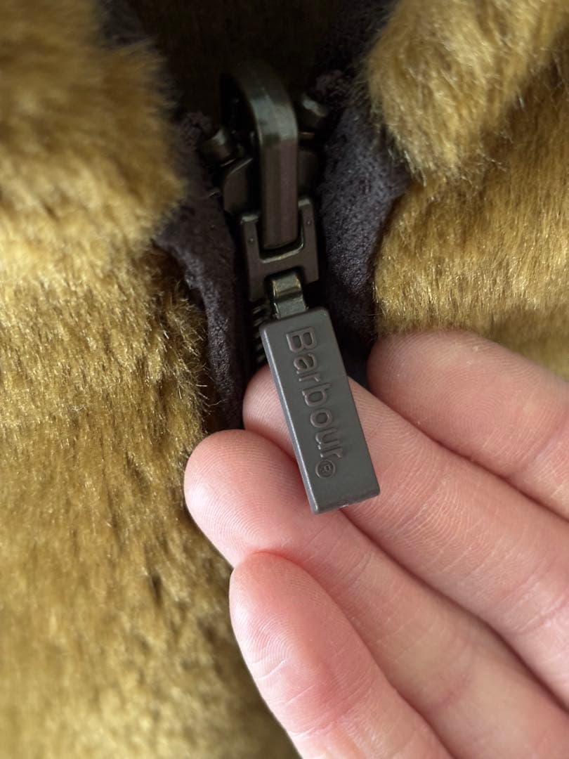 Barbour ファー ベスト 34