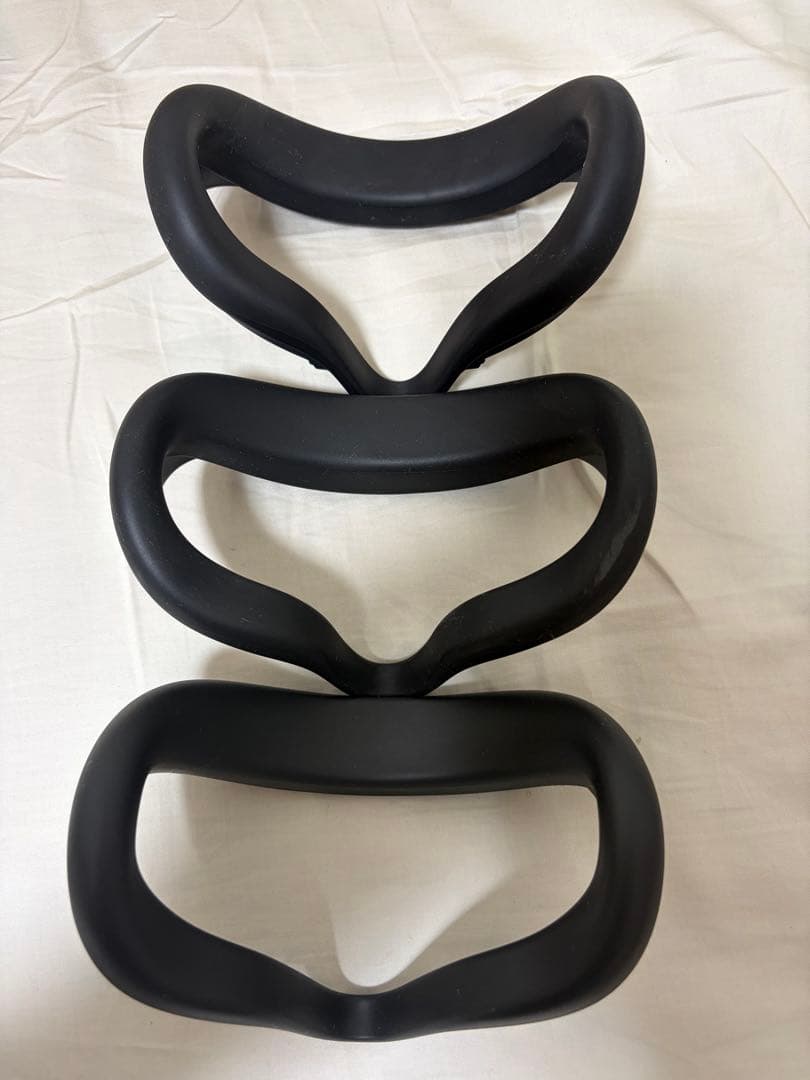  Quest 2 本体＋コントローラー＋付属品一式 初期化済み