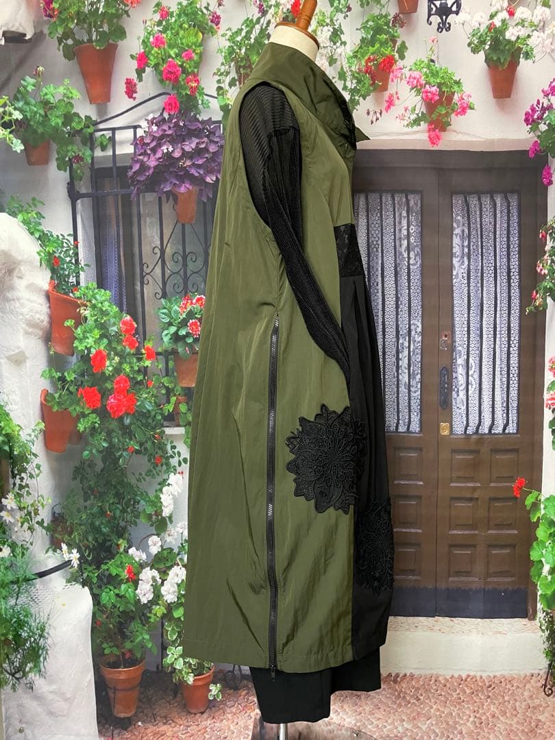 275新品BRILLANTE豪華お花レース付きストレッチロングベスト