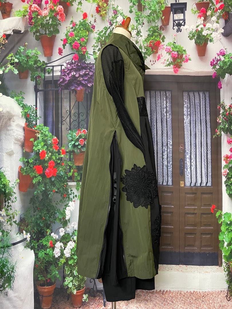 275新品BRILLANTE豪華お花レース付きストレッチロングベスト