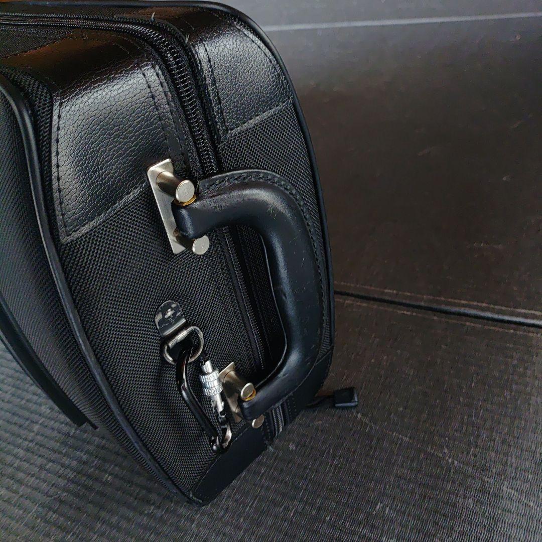 【美品】セルマー スリムケース　セミハードケース　SELMER アルトサックス用