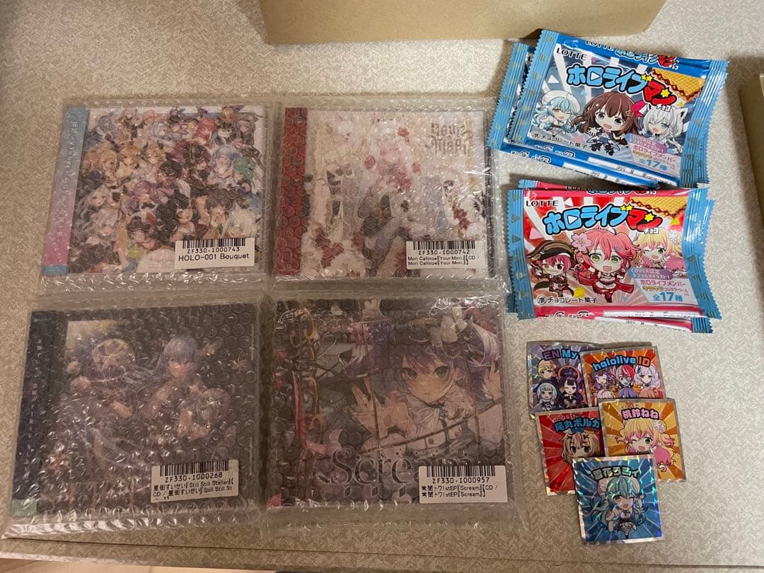 ホロライブCD4枚、ホロライブマンチョコ、常闇トワ、星街すいせい