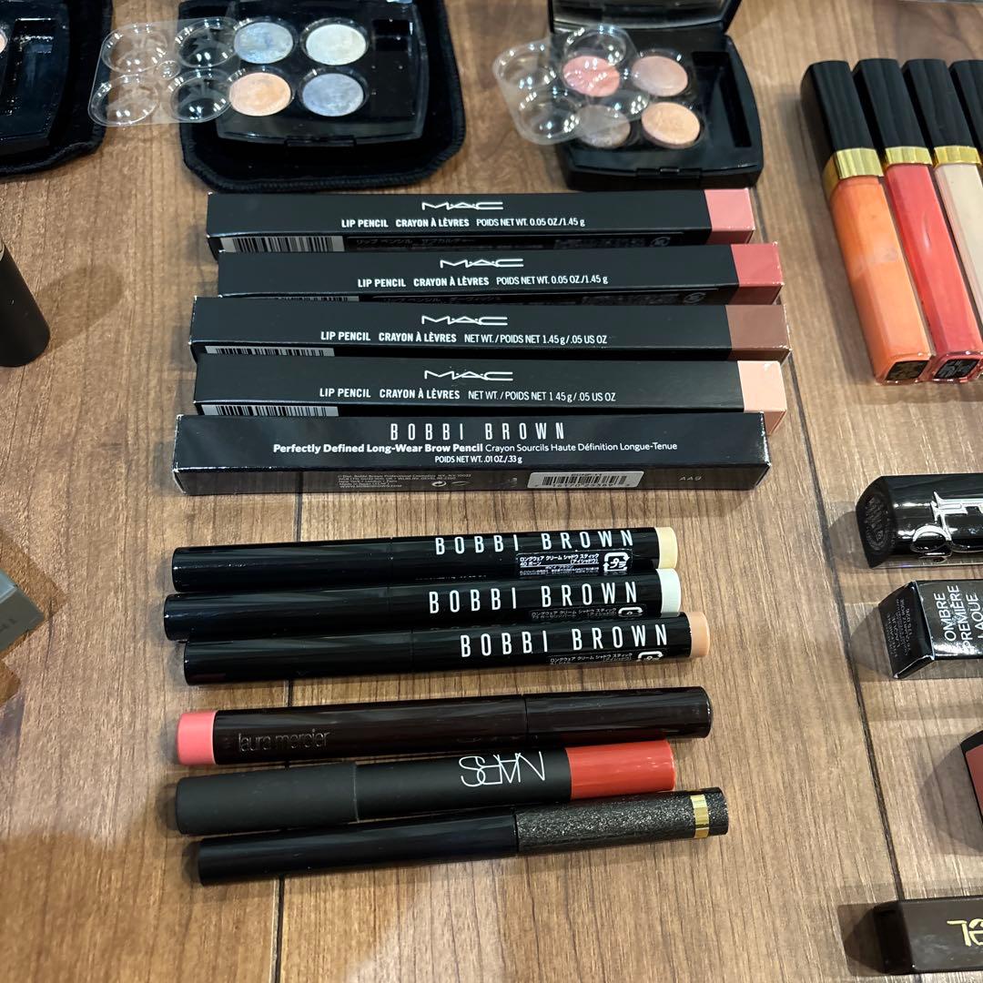 デパコスまとめ売り　CHANEL、Dior、NARS 、クレド