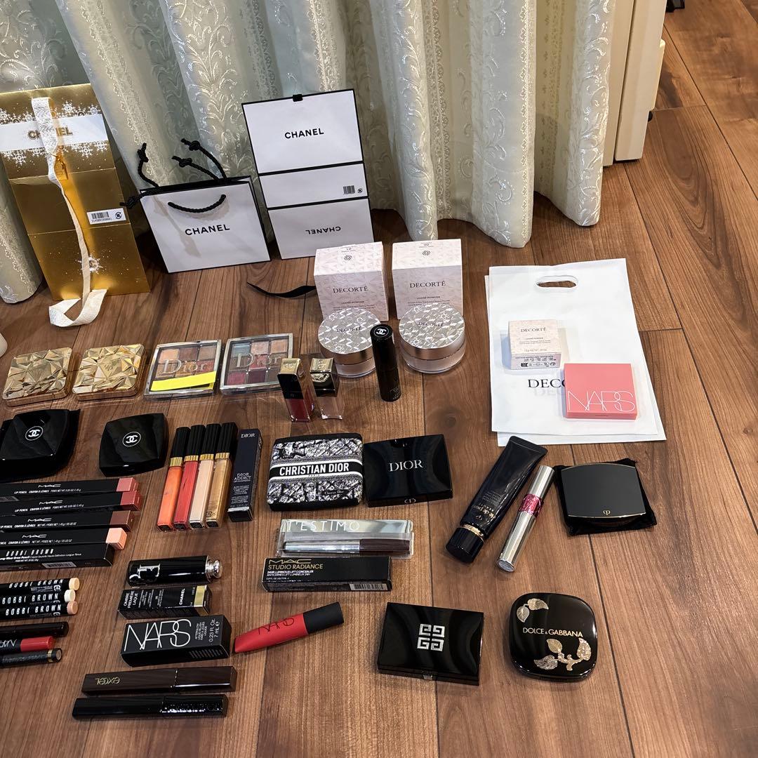 デパコスまとめ売り　CHANEL、Dior、NARS 、クレド