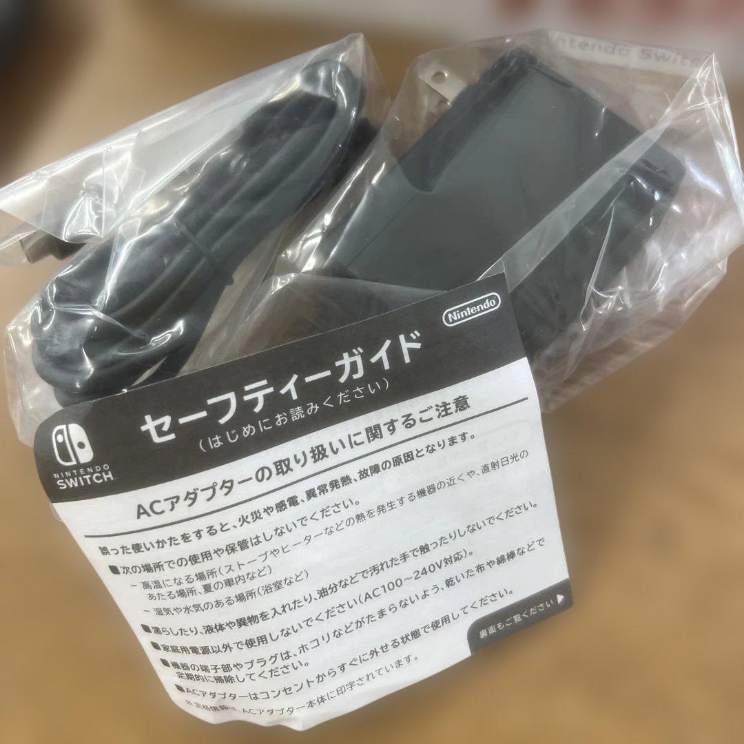 415 Nintendo Switch Lite グレー 本体　充電器付き