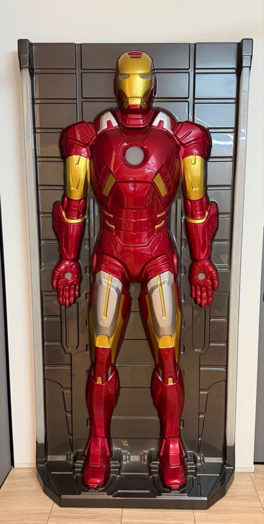 等身大パネル アベンジャーズ アイアンマン