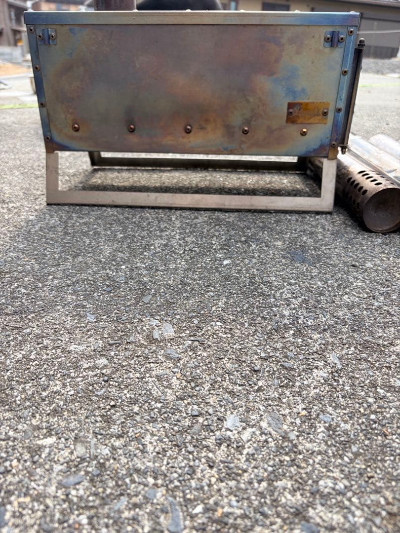 ジベタリアン　チタン薪ストーブ