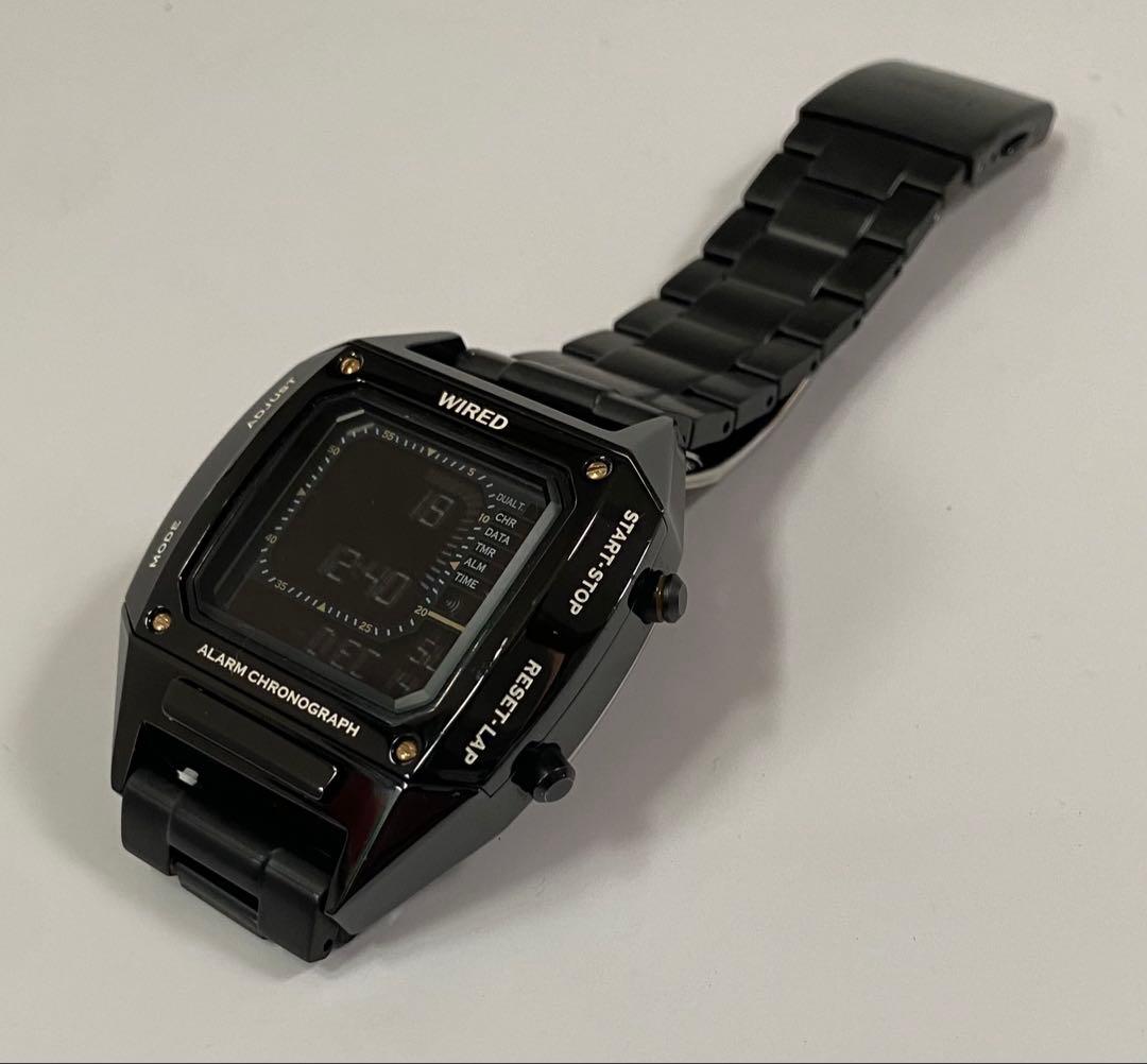 黒x黒　デジボーグ復刻　セイコーWIREDソリディティ　ステンレスベルト