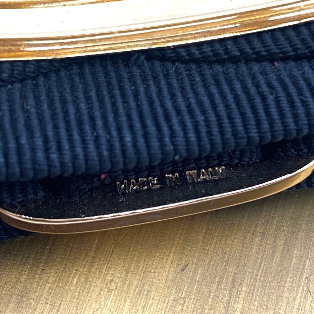 美品　Salvatore Ferragamo ブラック　バレッタ　ヴァラリボン