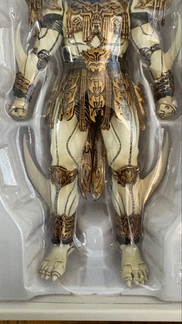 ン・ダグバ・ゼバ　(真骨彫製法) S.Hフィギュアーツ