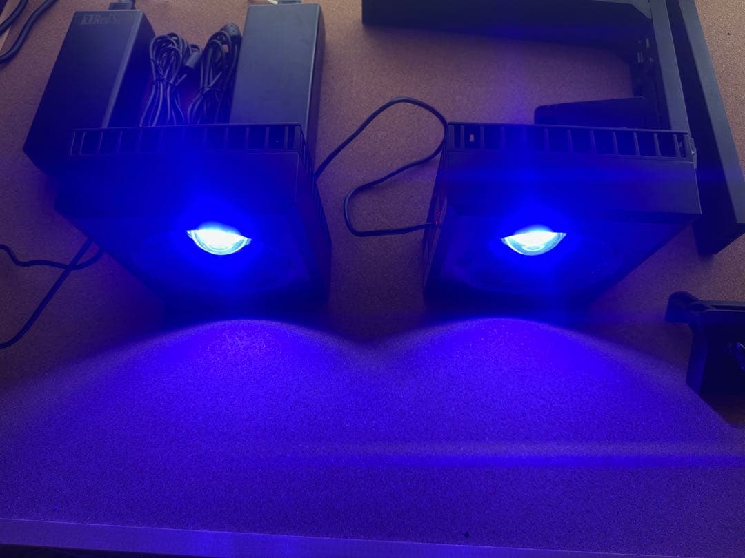 【中古】Red Sea ReefLED 90 & アーム ×2