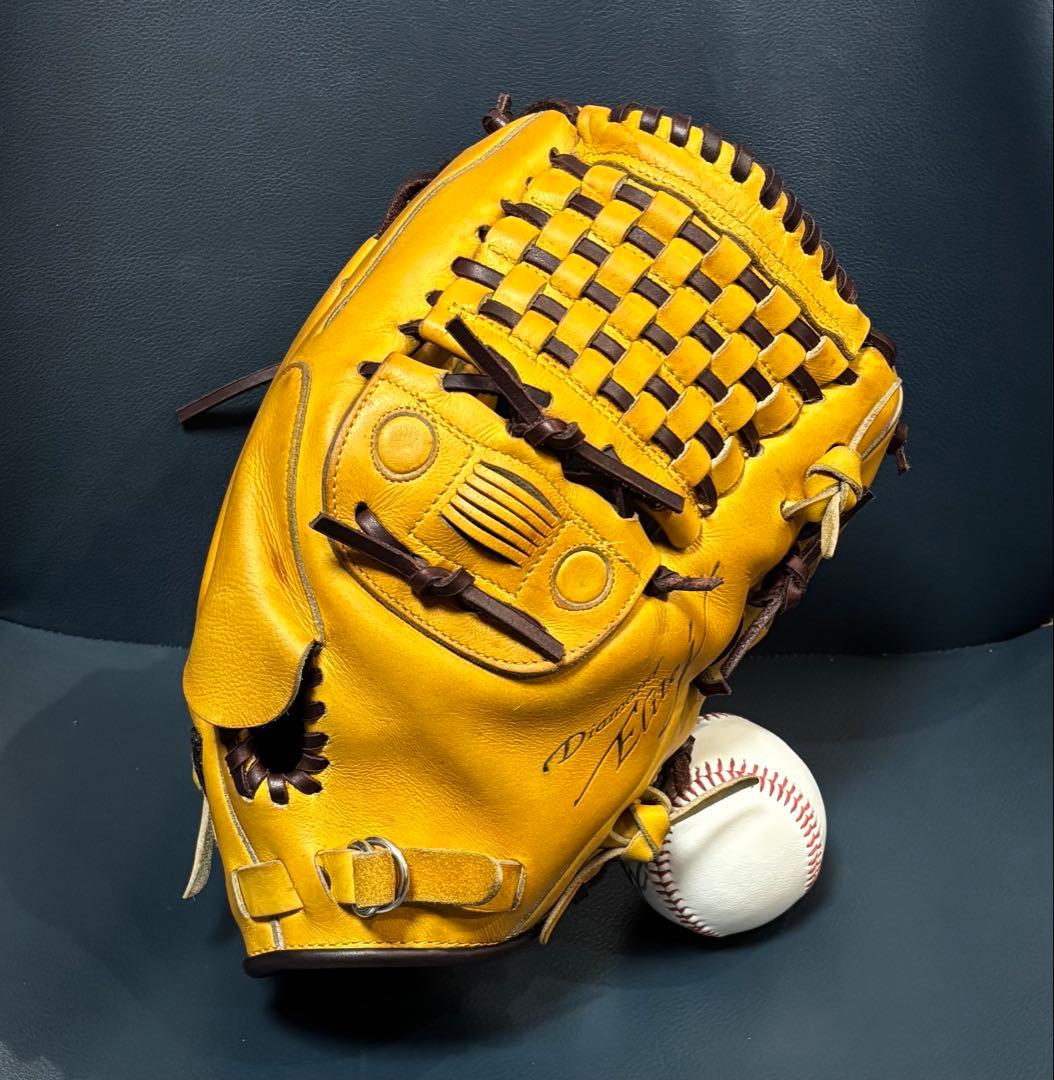 【匿名配送】入手困難ナイキ　硬式オリジナルカスタム　ダルビッシュモデル　投手