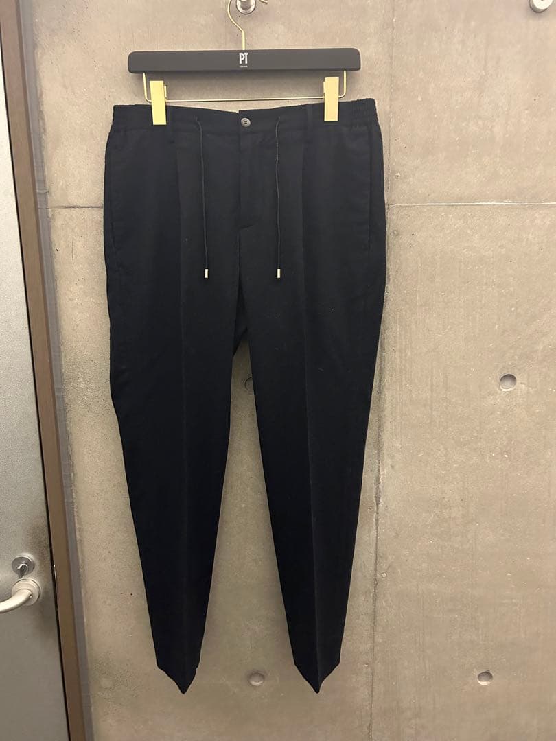 ニ*ス様 ジャブスアルキヴィオ　マサッチョ　ワンプリーツ　センタークリース