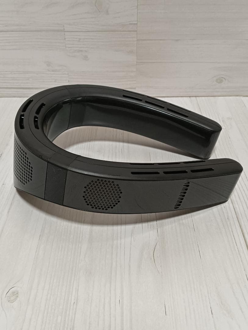 【極美品 箱付】TORRAS COOLIFY Cyber 最強冷却ネッククーラー