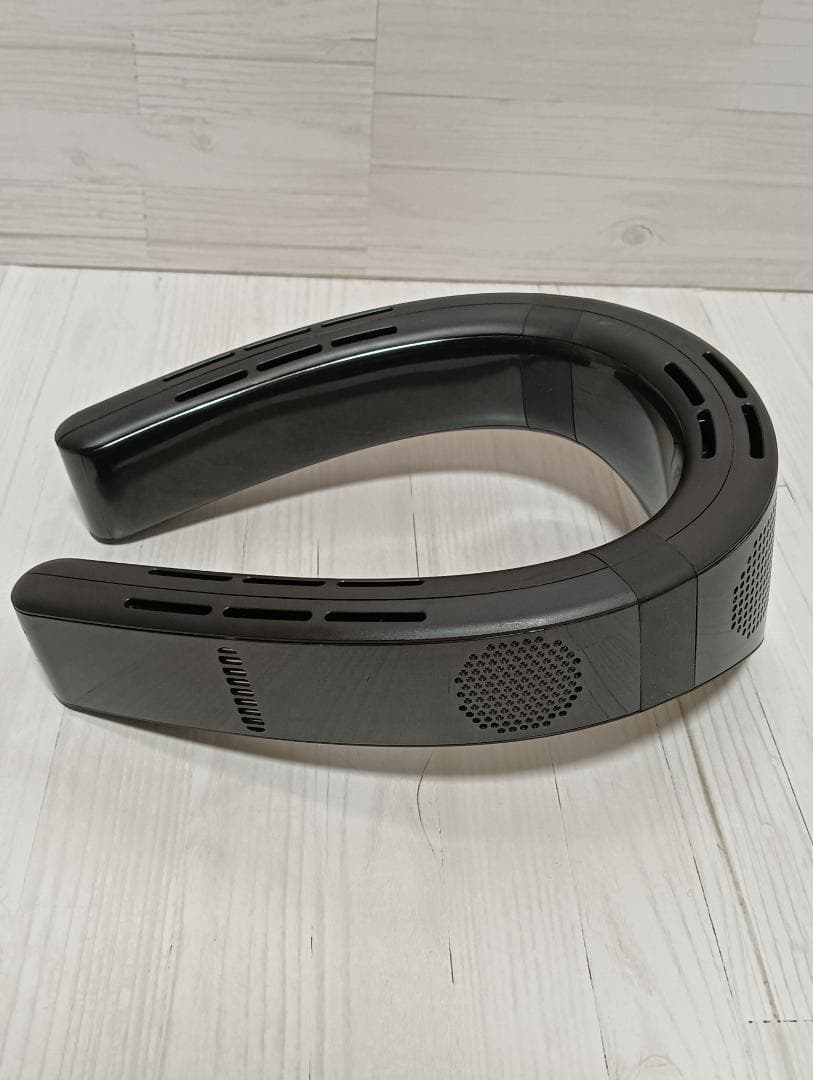 【極美品 箱付】TORRAS COOLIFY Cyber 最強冷却ネッククーラー